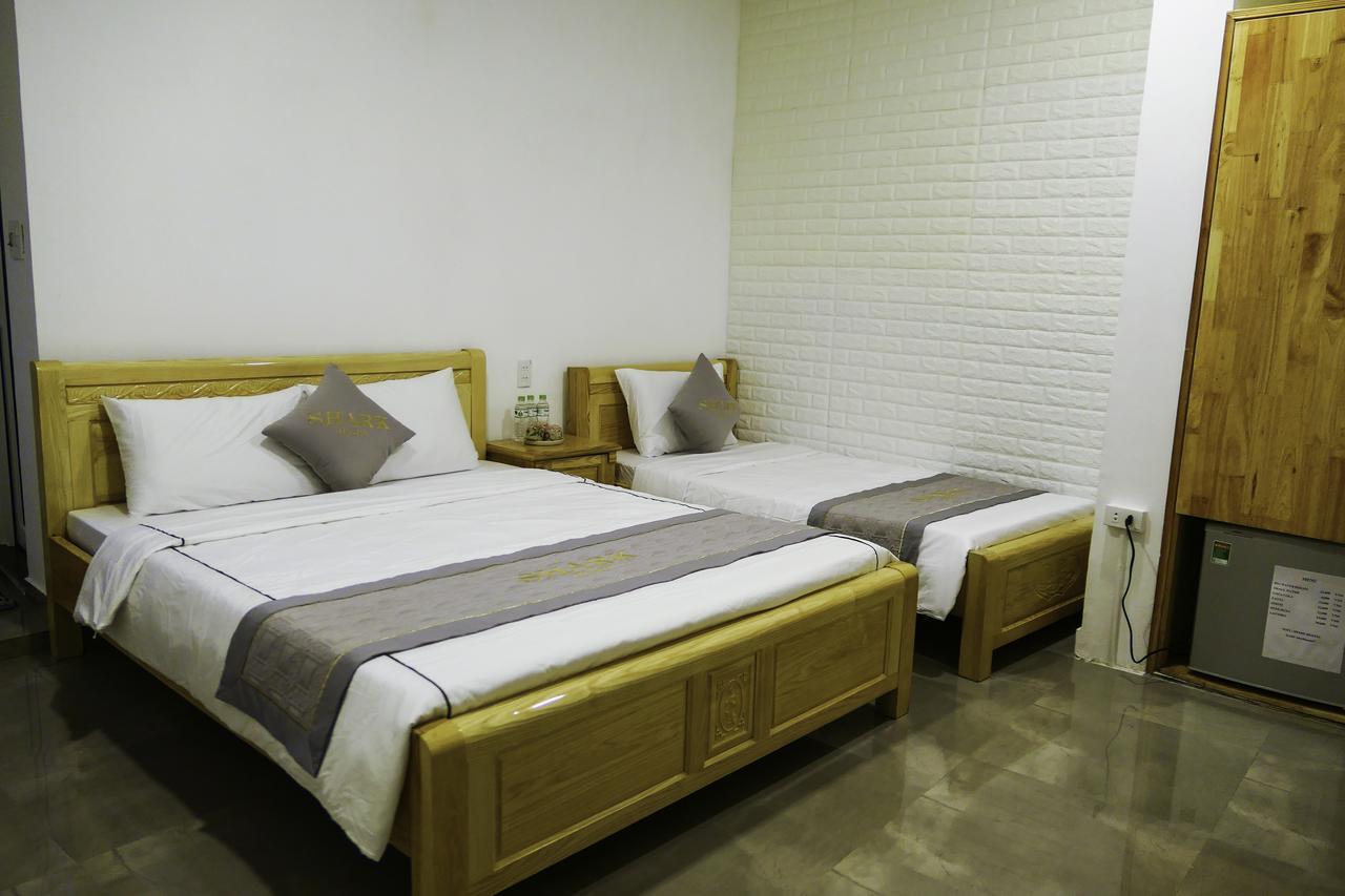 Shark Homestay Хюэ Экстерьер фото