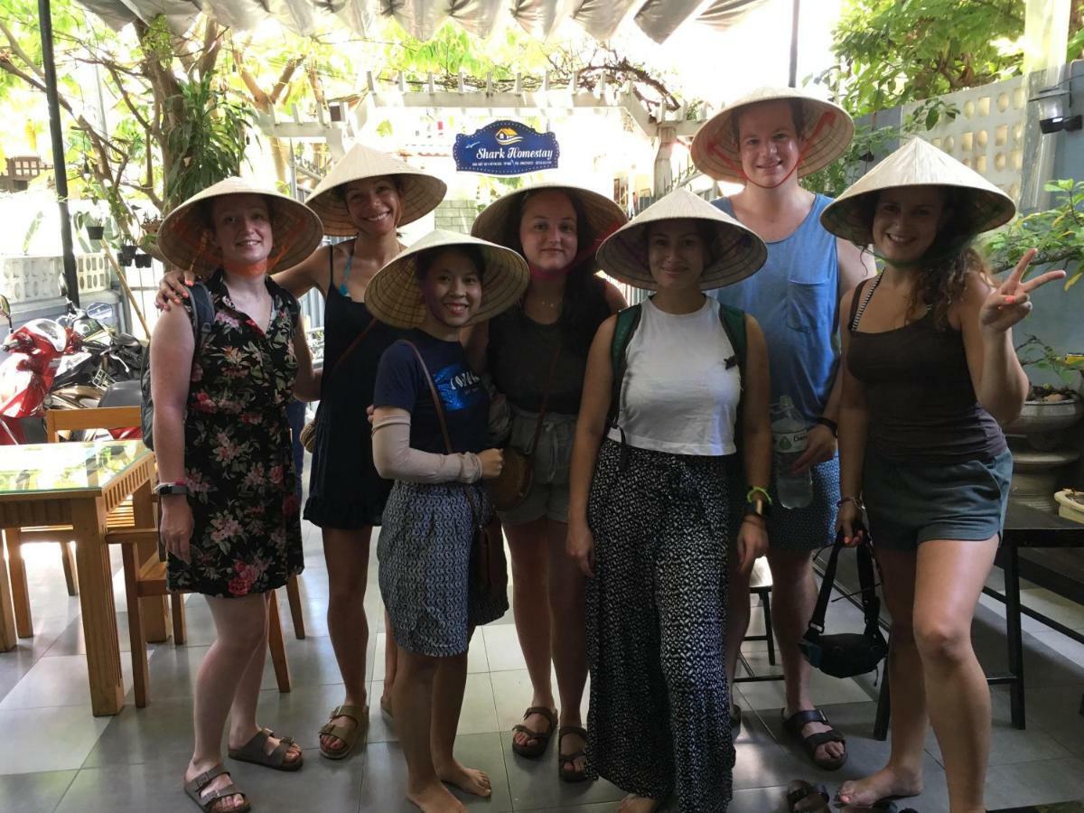 Shark Homestay Хюэ Экстерьер фото